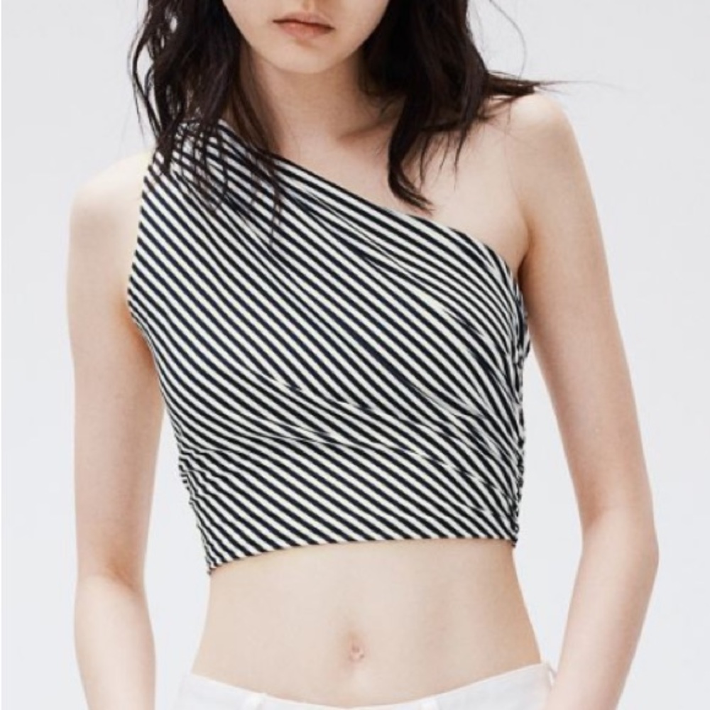 H&M One Shoulder Crop Top